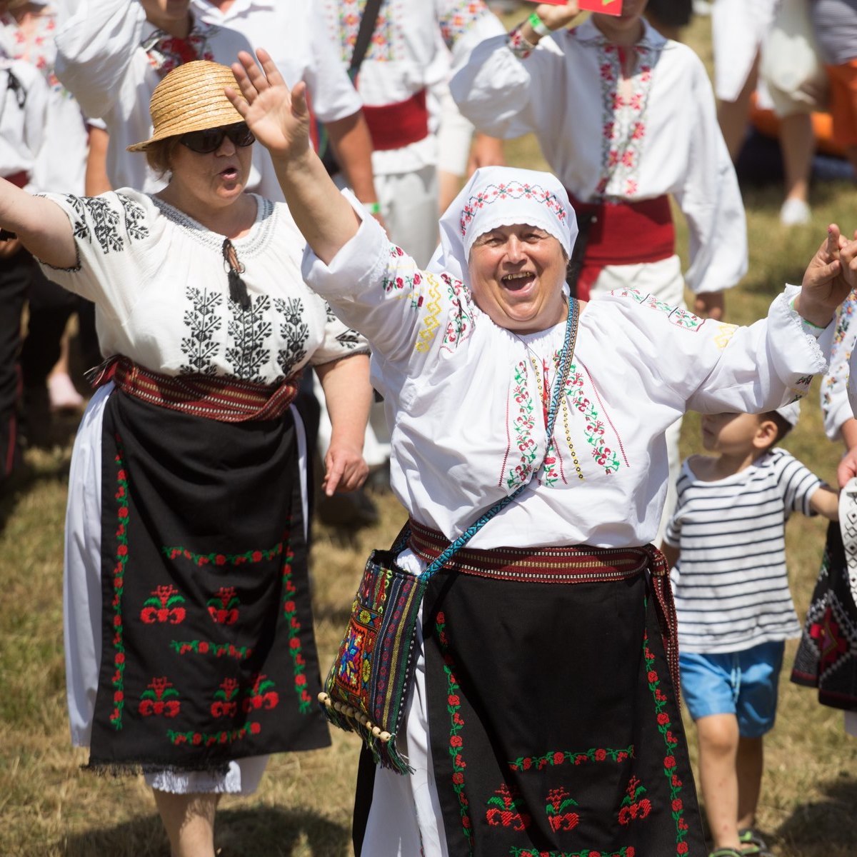 66342592_2455974277775604_4131815189370634240_n